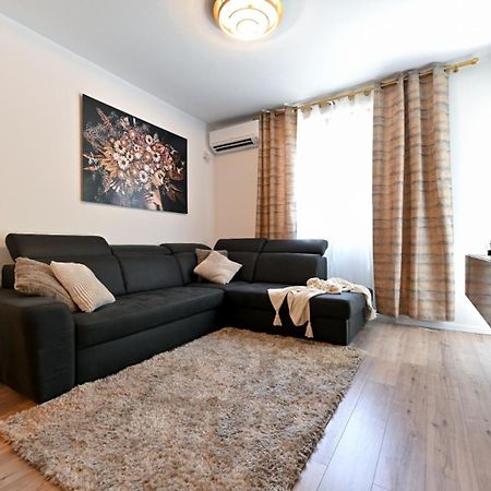Newly Renovated Apartment Luce Zadar Extérieur photo