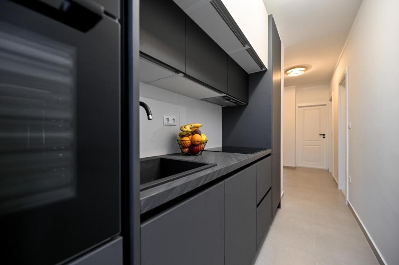 Newly Renovated Apartment Luce Zadar Extérieur photo