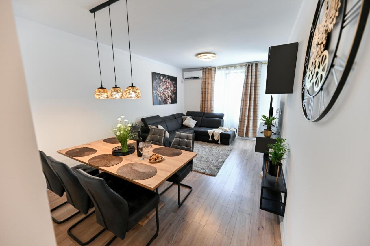 Newly Renovated Apartment Luce Zadar Extérieur photo