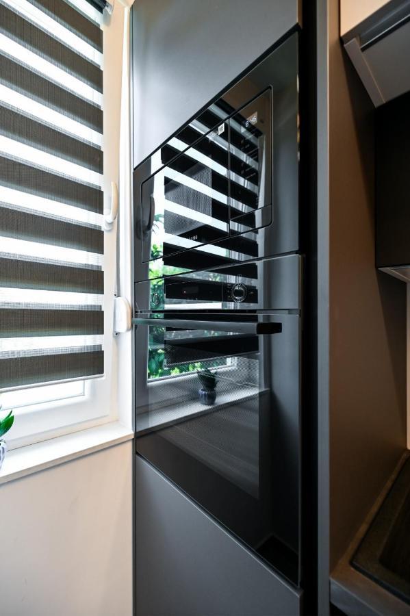 Newly Renovated Apartment Luce Zadar Extérieur photo