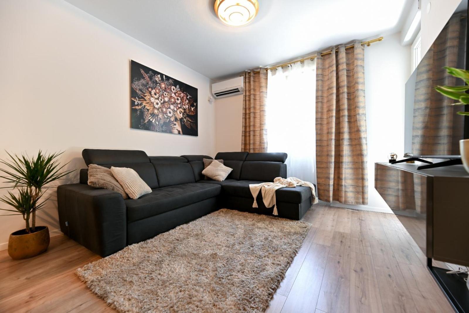 Newly Renovated Apartment Luce Zadar Extérieur photo